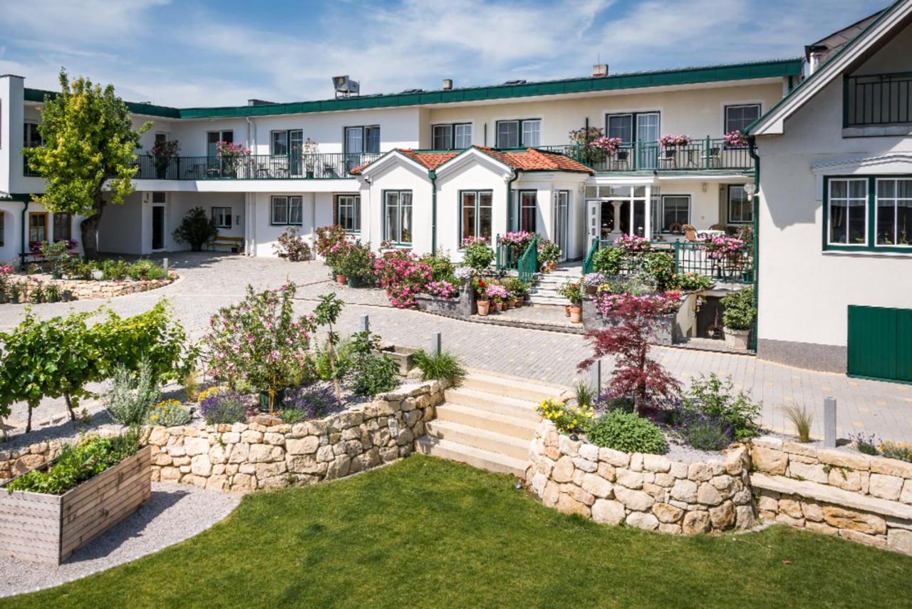Hotel Haus Kranixfeld-Fischl Mörbisch am See Exterior foto